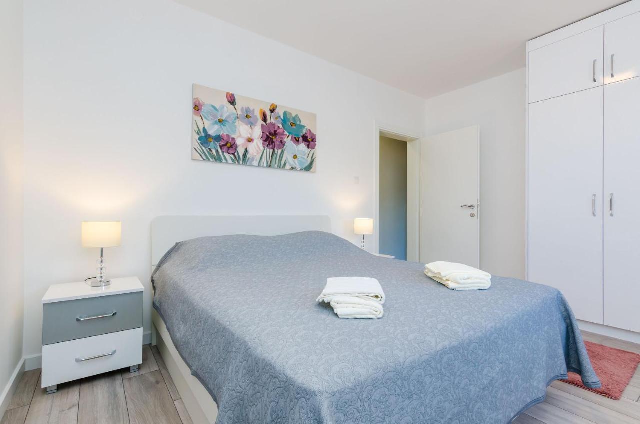 Veronika Apartment