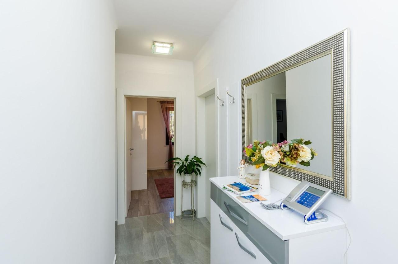 Veronika Apartment